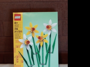 Primary image for the Item #34 LEGO Daffodils Auction Item