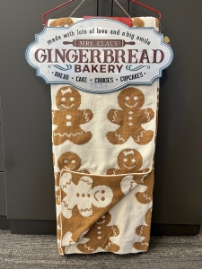 Primary image for the 53 - Snuggle Knit Throw (50”x70”) and Metal Sign (18”x9”) Auction Item