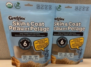 Primary image for the Gruffies dog treats, skin & coat, 2 x 6oz pks (NEW) Auction Item