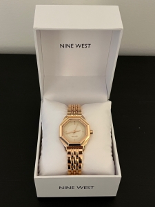 Primary image for the 95 - Ladies Nine West Rose Gold Watch Auction Item