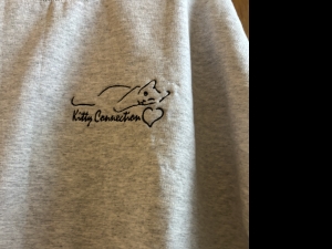 Secondary image for the Glidan XL Kitty Connection Sweatshirt Auction Item