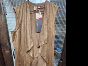 Primary image for the Women's Artisan NY faux suede vest, size M Auction Item