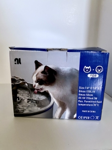 Secondary image for the Nice Lock Pet Water Fountain Auction Item