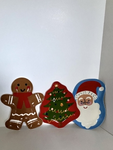 Primary image for the 3 Christmas Melamine Plates From Target 2024 Auction Item