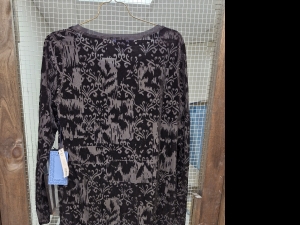 Secondary image for the Simply Vera Women's Vera Wang Sheer Top Auction Item