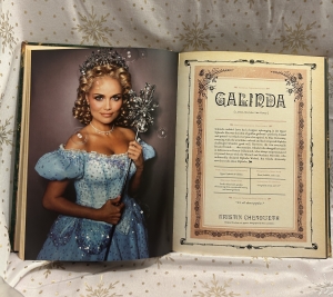 Secondary image for the Wicked The Grimmerie Auction Item