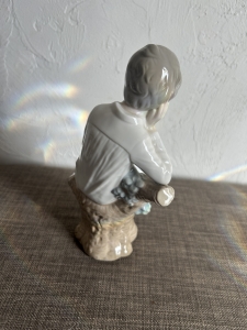 Secondary image for the Lladro Little Boy Thinking Auction Item