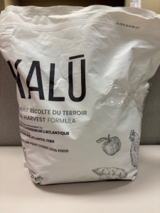 Primary image for the Kalu Local Harvest Formula, 2.27kg, chicken & atlantic fish - damaged: seal/puncture/tear Auction Item