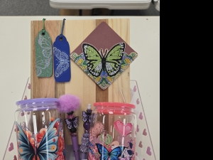 Primary image for the Butterfly Basket Auction Item