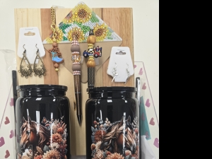 Primary image for the Western Pleasure Basket Auction Item