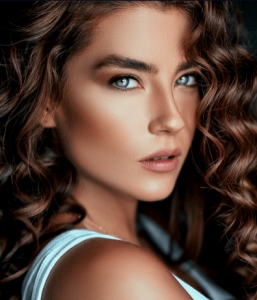 Secondary image for the Salon West Goodie Bag Auction Item