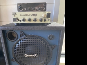 Secondary image for the JAZZ GUITAR AMP WITH SPEAKER Auction Item